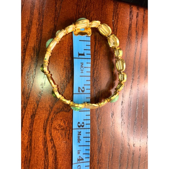 Gold-Tone and Pale Green Modern Stretch Bracelet! - Picture 8 of 8